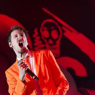 @alligatoahinfarbe // 📸 by @mrshaked #rap #dj #musician #review #song #concert #producer #instamusic #pop #bands #musica #live #livemusic #beats #festival #studio #newmusic #songs #rnb #bass #rapper #soundcloud #tbt #vienna #singer #austria #alligatoah