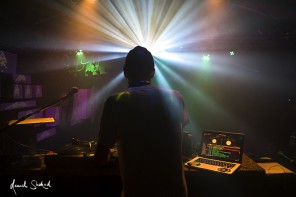 “Peace, Love and Gangstashit” // Retrogott und Dead Prez live