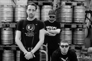“Wir sind nicht pro-deutsch”// Antilopen Gang Interview